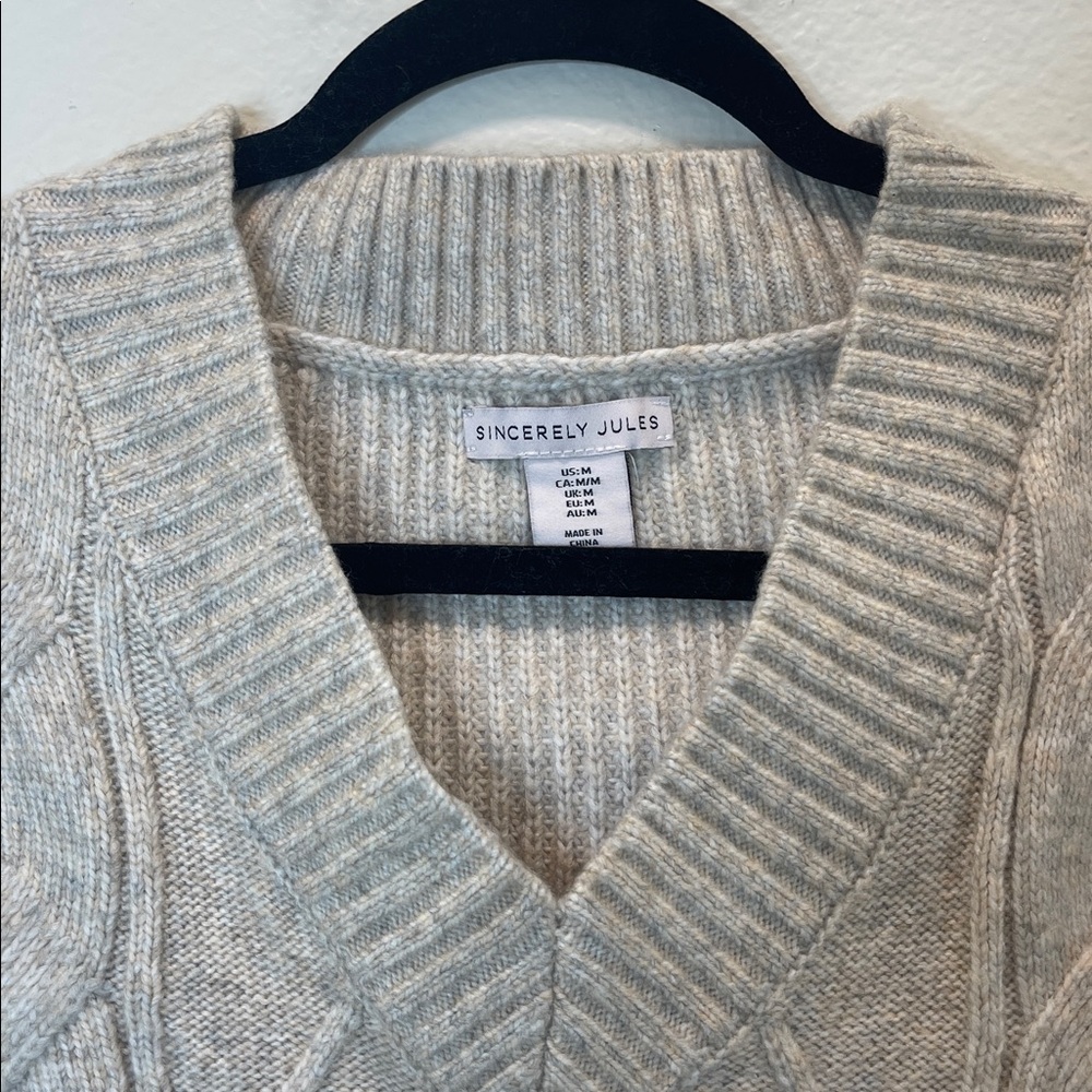 Sincerely Jules Cream V-Neck Cable Knit Sweater Vest - Picture 6 of 8